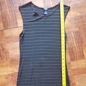 Sleeveless GAP dress